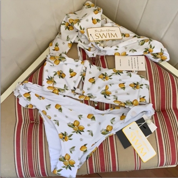 NWT For Love and Lemons Swim Tropicana Lemon Print Bandeau Bikini Set To… - Picture 2 of 8